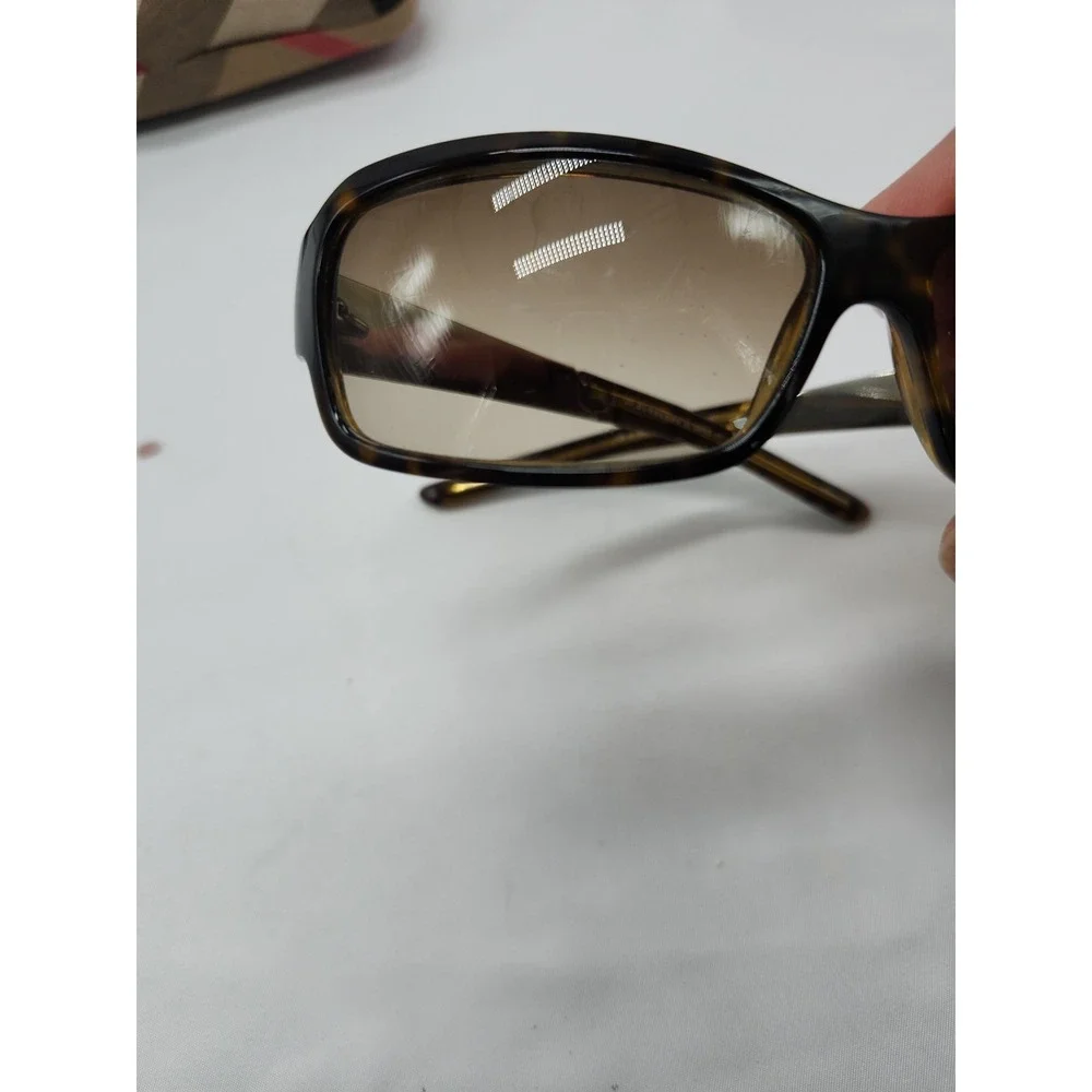 BURBERRY B8436 Sunglasses Brown Plaid And Silver With Case